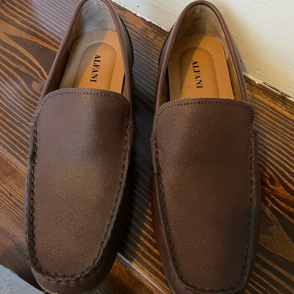 Alfani men’s loafers
